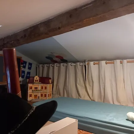 Oda ve Kahvaltı D'hote La Passerelle Mazamet