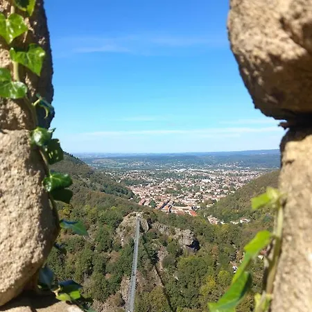 D'hote La Passerelle לינה וארוחת בוקר